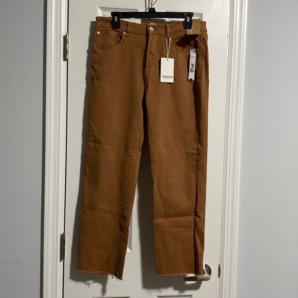 NWT, Kensie vintage high rise,slim ankle length jeans 🕶️👜